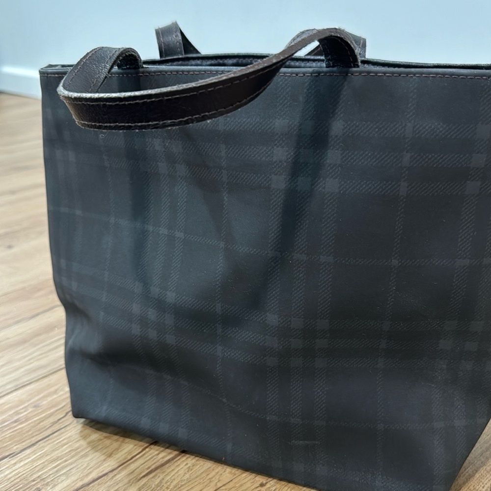 Burberry small tote